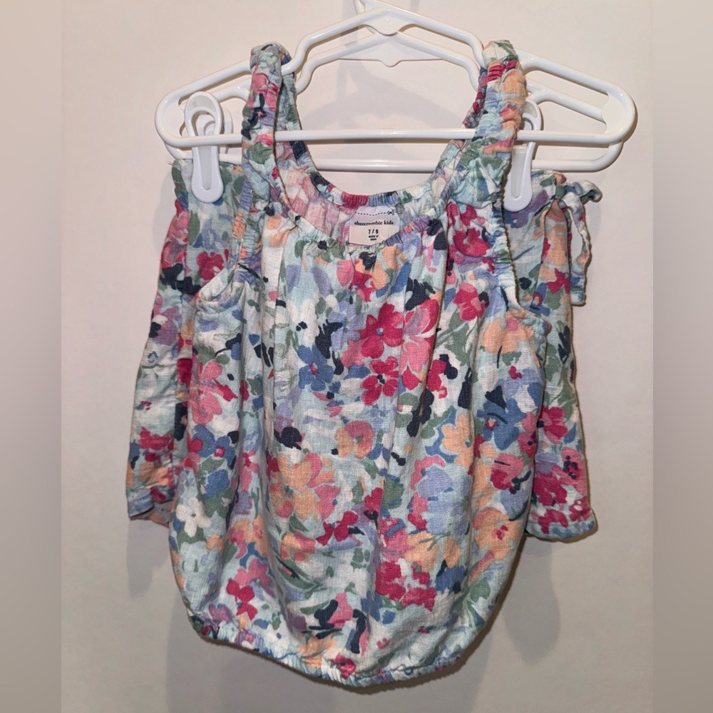 Girls Two-Piece Abercrombie and Fitch Linen Set - SIZE 7-8